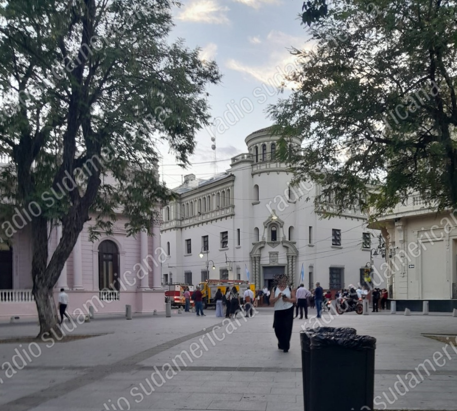 Corrientes: principio de incendio en el Ministerio de Hacienda