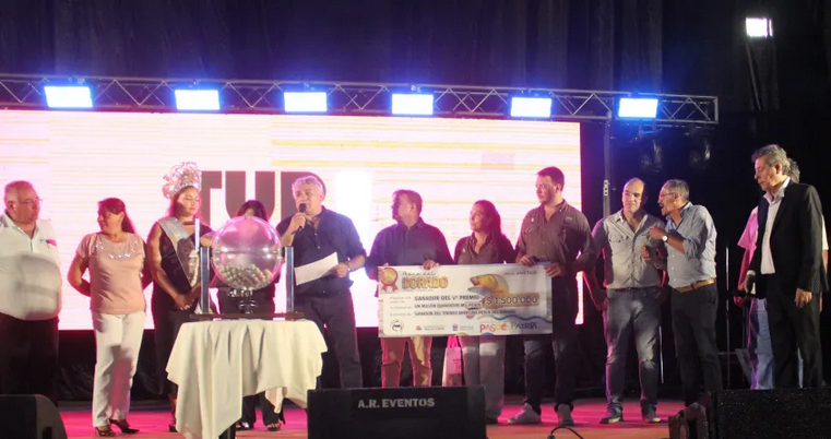 Un dorado de 79 centímetros fue la pieza mayor del Torneo Apertura de Paso de la Patria