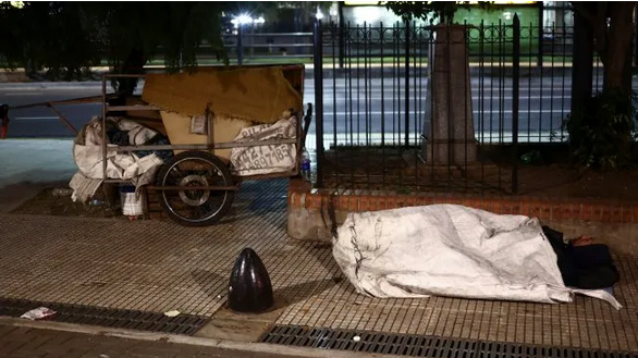 Radiografía de la desigualdad: el 10% más rico gana 13 veces más que el más pobre