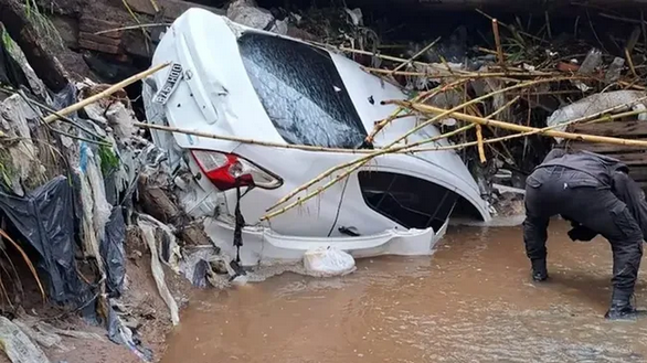 Tragedia en Tucumán: el temporal dejó tres muertos, 96 escuelas sin clases y más de 10.000 familias