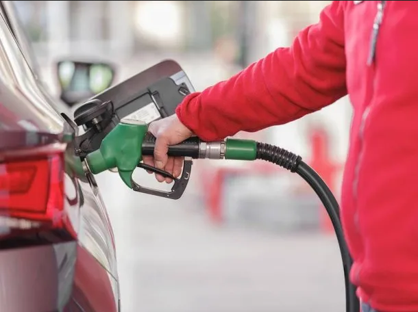 La nafta sube desde esta noche hasta 5% por el alza en el barril de petróleo