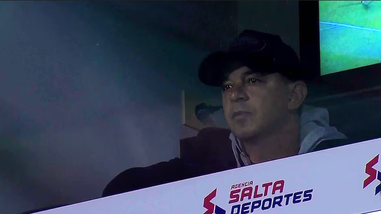 La especial presencia de Marcelo Gallardo en el partido entre Banfield y San Martín de Tucumán