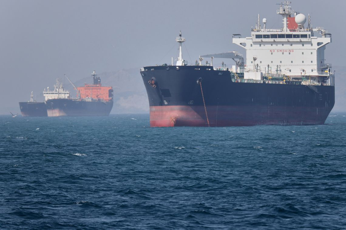 EE.UU. atacó barcos iraníes: heridos y desaparecidos