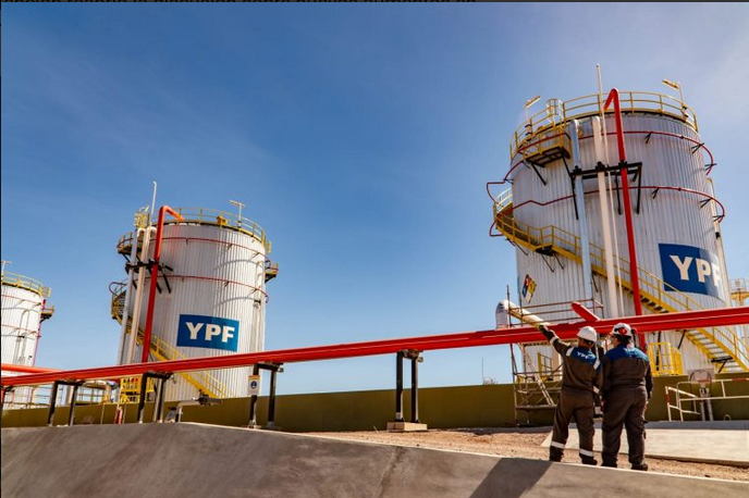 YPF define esta semana si vuelve a subir los combustibles tras 45 días sin ajustes
