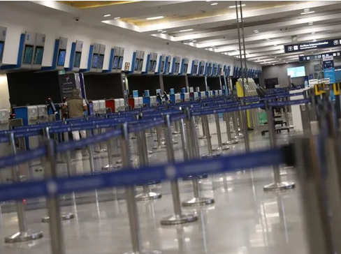 Alerta turistas de fin de semana largo: anuncian paro en todos los vuelos de Aeroparque, Ezeiza y to