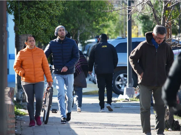 Mañana gélida con niebla y tarde soleada: el pronóstico para este lunes 11 de mayo en Corrientes