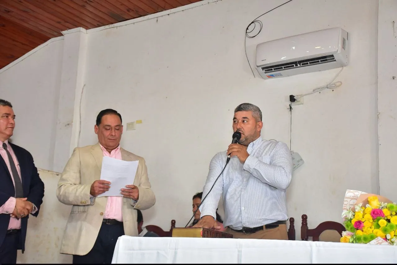   Asumieron las nuevas autoridades en Santa Rosa