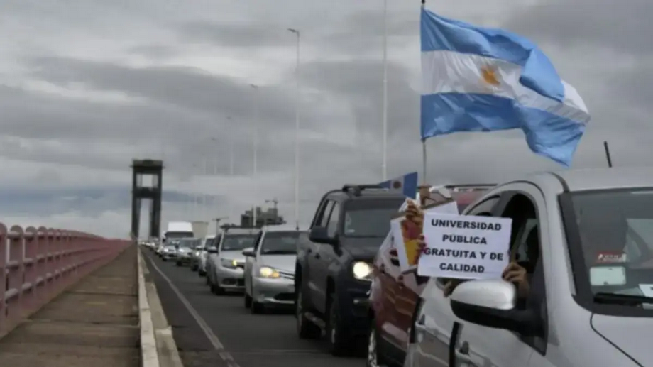 Cómo será este martes la marcha universitaria en Corrientes y Chaco