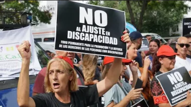 Deudas por medicamentos y prestaciones a discapacitados: "La gente está desesperada"