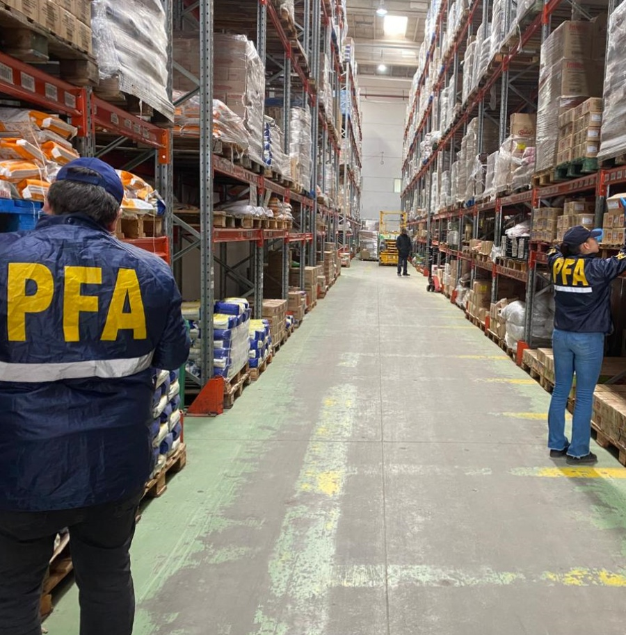 Secuestran toneladas de comida vencida destinadas a la venta