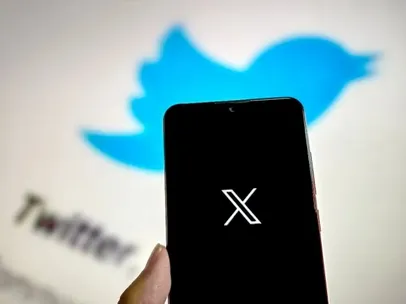 Qué pasó con X (ex Twitter): usuarios reportan masivas fallas en la carga del feed y problemas de co