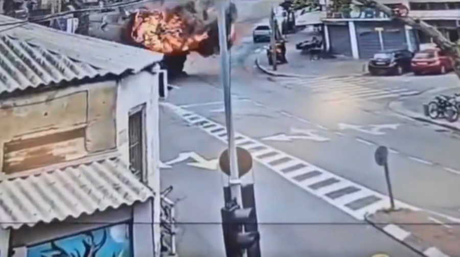 Así fue el impactante momento en el que Irán volvió a bombardear Tel Aviv