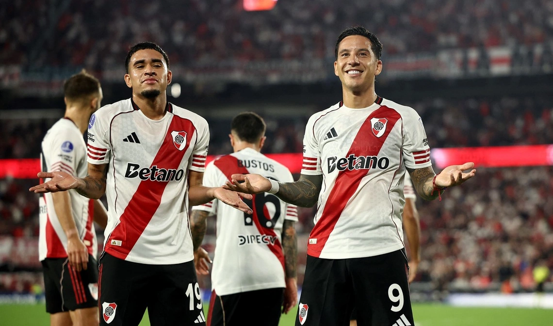 River no jugó bien, pero le ganó a Carabobo y se acomodó en su grupo de Sudamericana