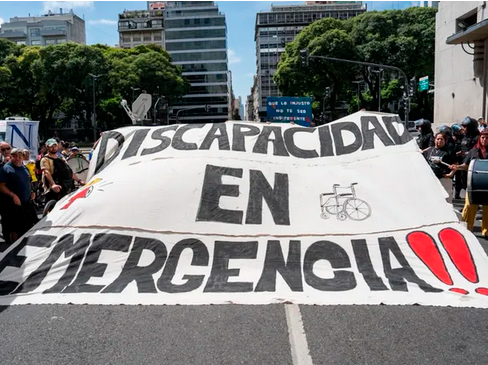Convocan a un cese de actividades y movilización frente al Ministerio de Salud por la crisis en disc