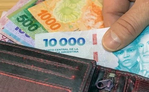 Salarios a la baja: solo tres gremios ganaron poder adquisitivo frente a la inflación