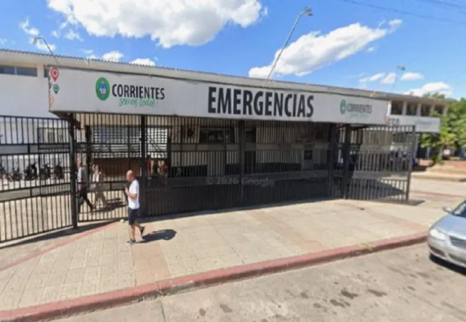 Atacó a puñaladas a su exesposa frente a sus hijos y está prófugo