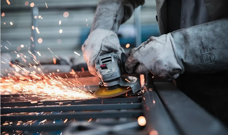 La actividad metalúrgica en abril registró una caída con respecto a marzo de -1,3%.