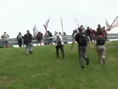 Trabajadores de Fate cortan la Panamericana en medio del paro de la CGT