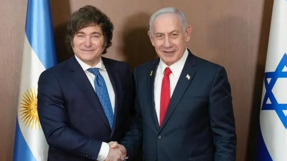 Javier Milei viaja rumbo a Israel: visitará el Muro de los Lamentos y se verá con Benjamín Netanyahu