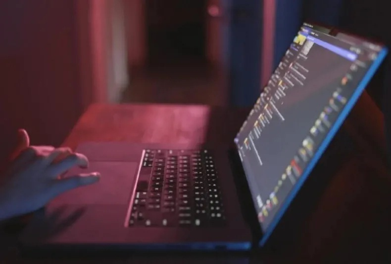 Discordia: el sitio que seduce a los adolescentes y preocupa por sus retos