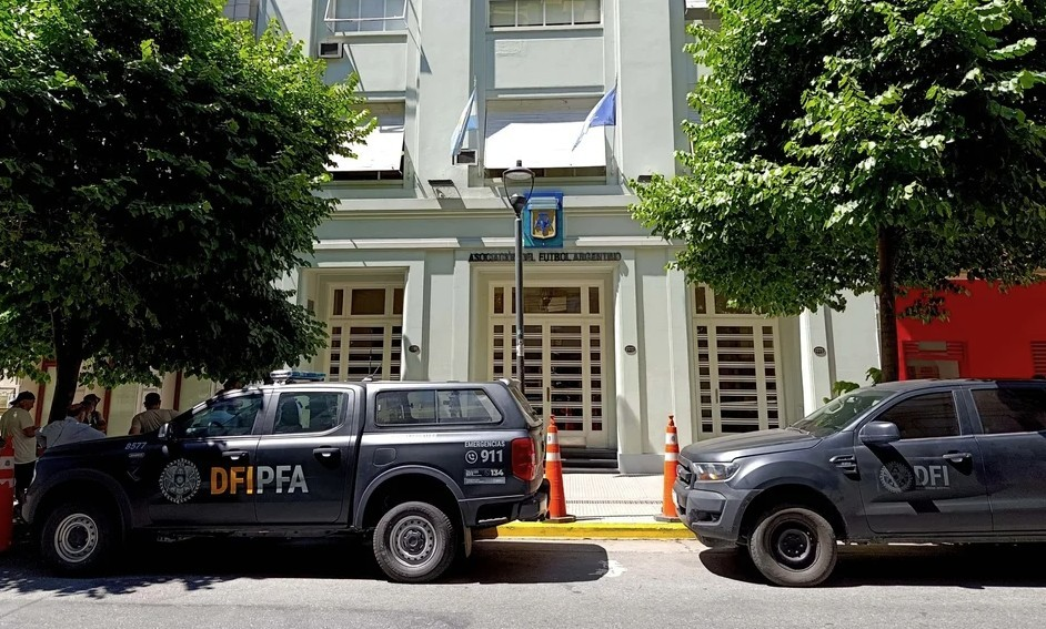 La Justicia allanó las sedes de la AFA de Viamonte y de Ezeiza