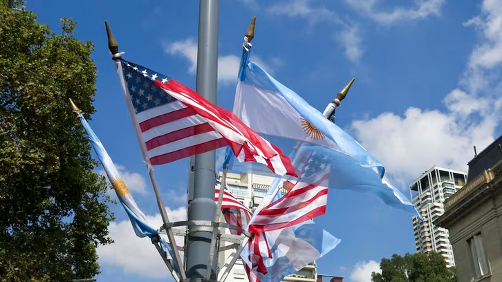 De qué se trata la nueva alianza del Gobierno con Estados Unidos para reforzar la vigilancia del Atl