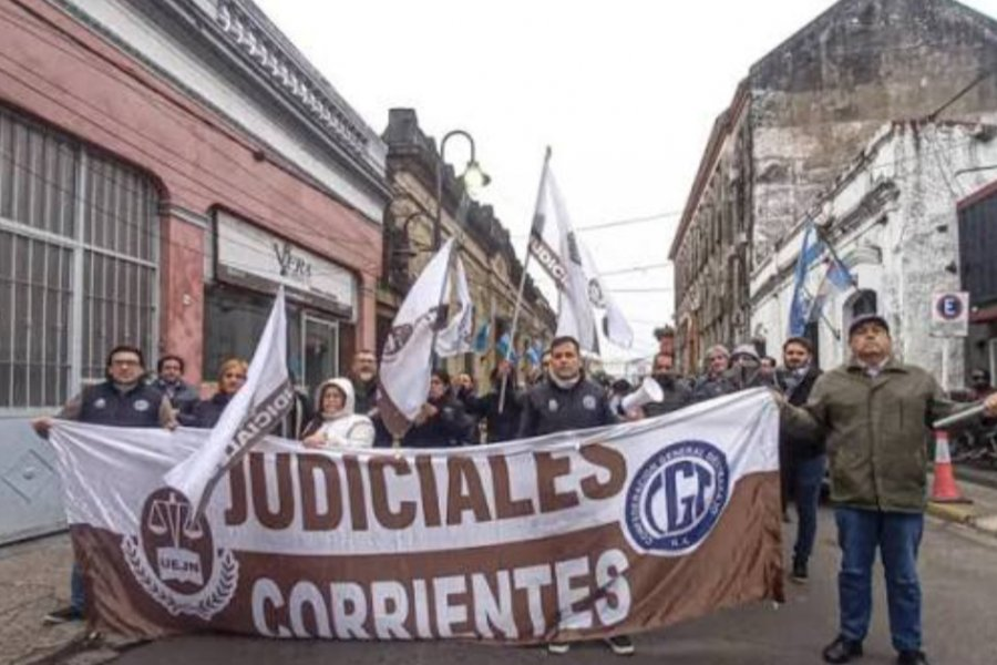 Trabajadores Judiciales de Corrientes analizan paro por la falta de pago del 6% de aumento