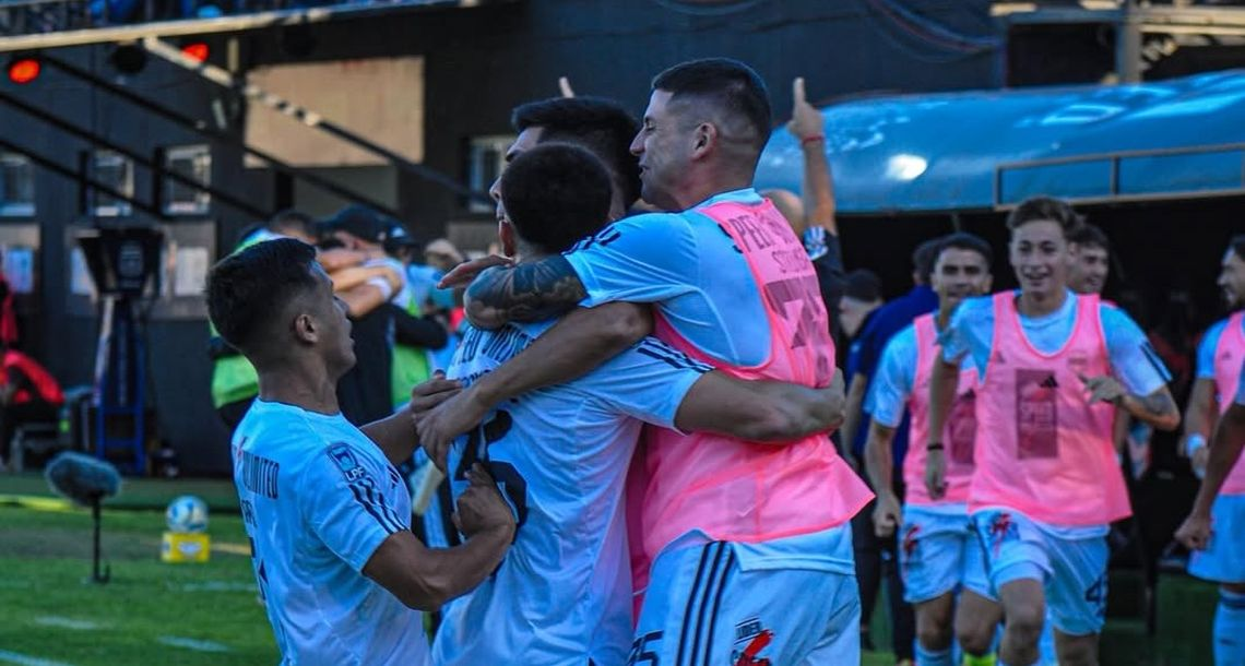 Independiente tropezó con Riestra y complicó su clasificación