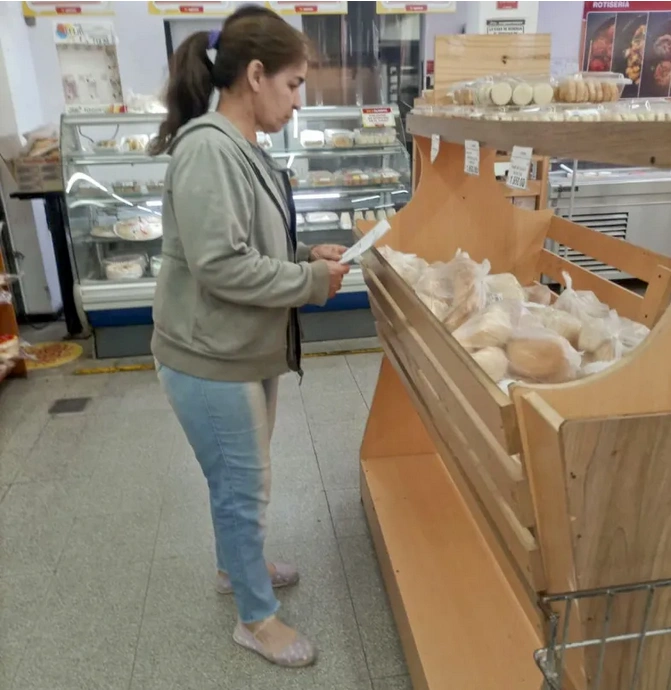 La carne, las manzanas y el vino lideraron los aumentos de febrero en Corrientes