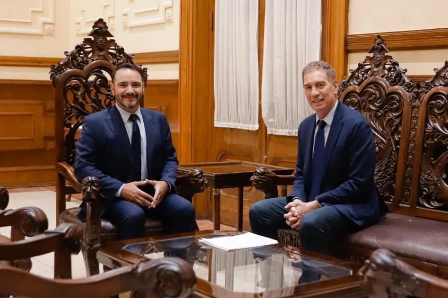 Valdés se reúne con Santilli por traspaso de tierras a la provincia
