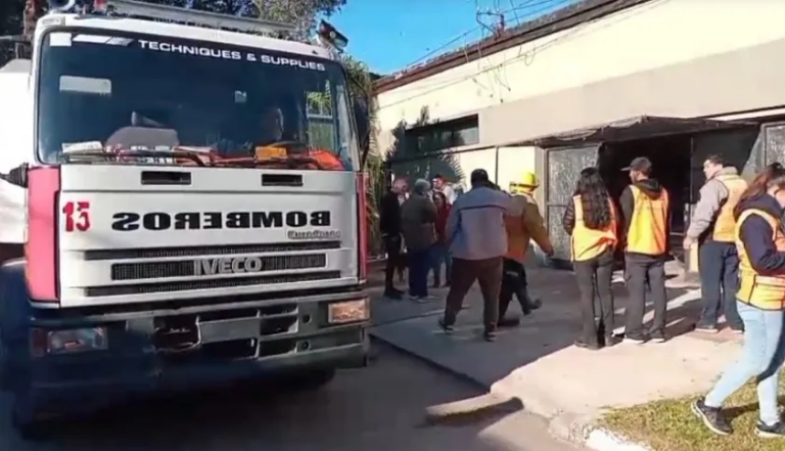 Bomberos acudieron por un presunto incendio y encontraron a una médica fallecida