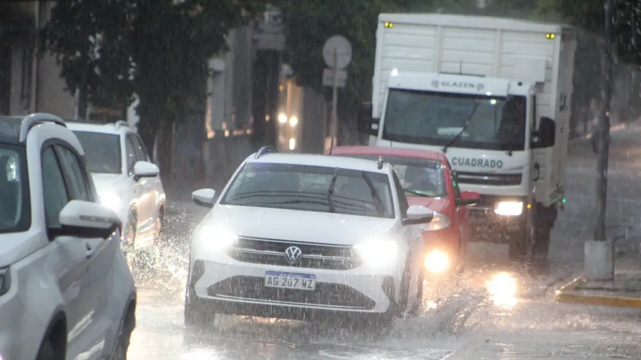 Tras semanas sin lluvias en Corrientes, rige alerta amarilla por fuertes tormentas