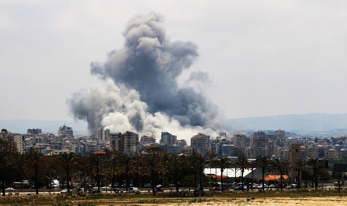 Escala la tensión en Medio Oriente: Estados Unidos e Irán intercambian ataques pese al alto el fuego