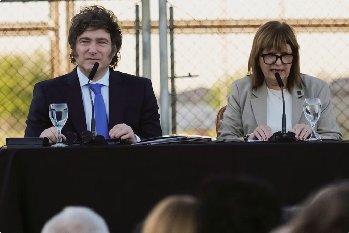 Bullrich volvió a diferenciarse del Gobierno y anticipó que no frenará el pliego de una jueza en el