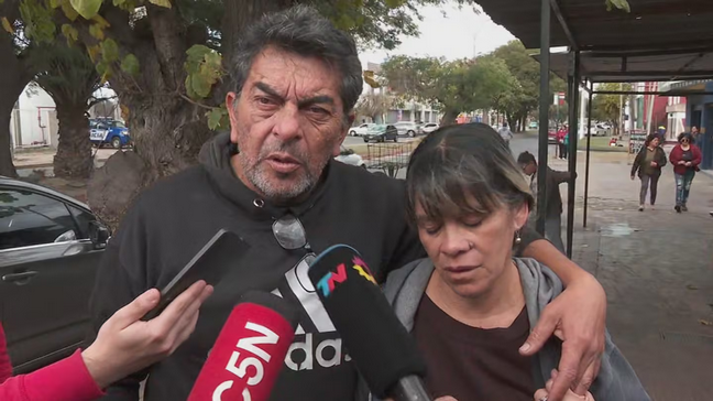 Internaron de urgencia al abuelo de Agostina Vega mientras avanza la causa por el femicidio en Córdo
