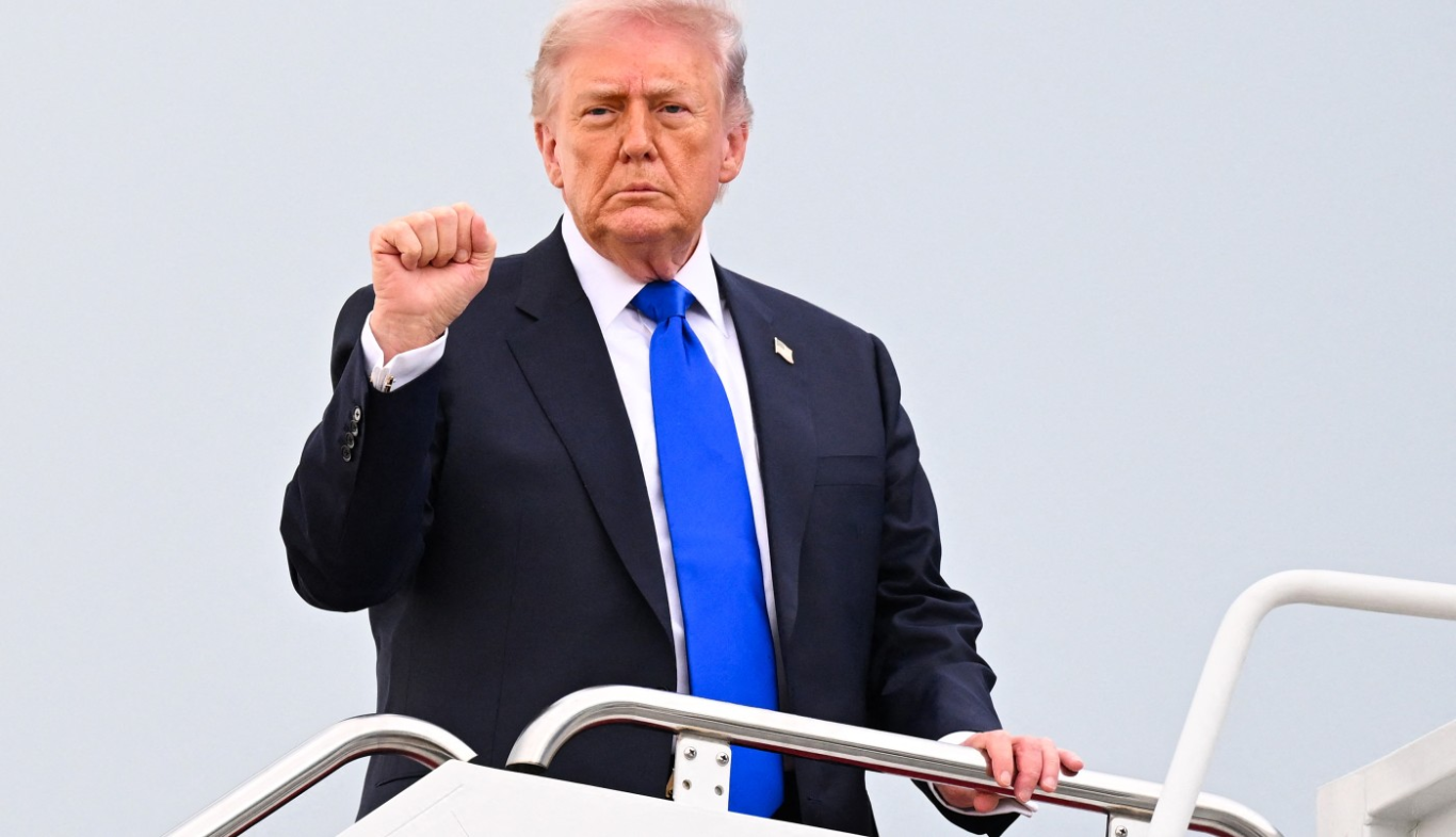 Trump lanzó otra dura advertencia a Irán: "Tardaron demasiado en negociar, ahora tendrán que pagar..