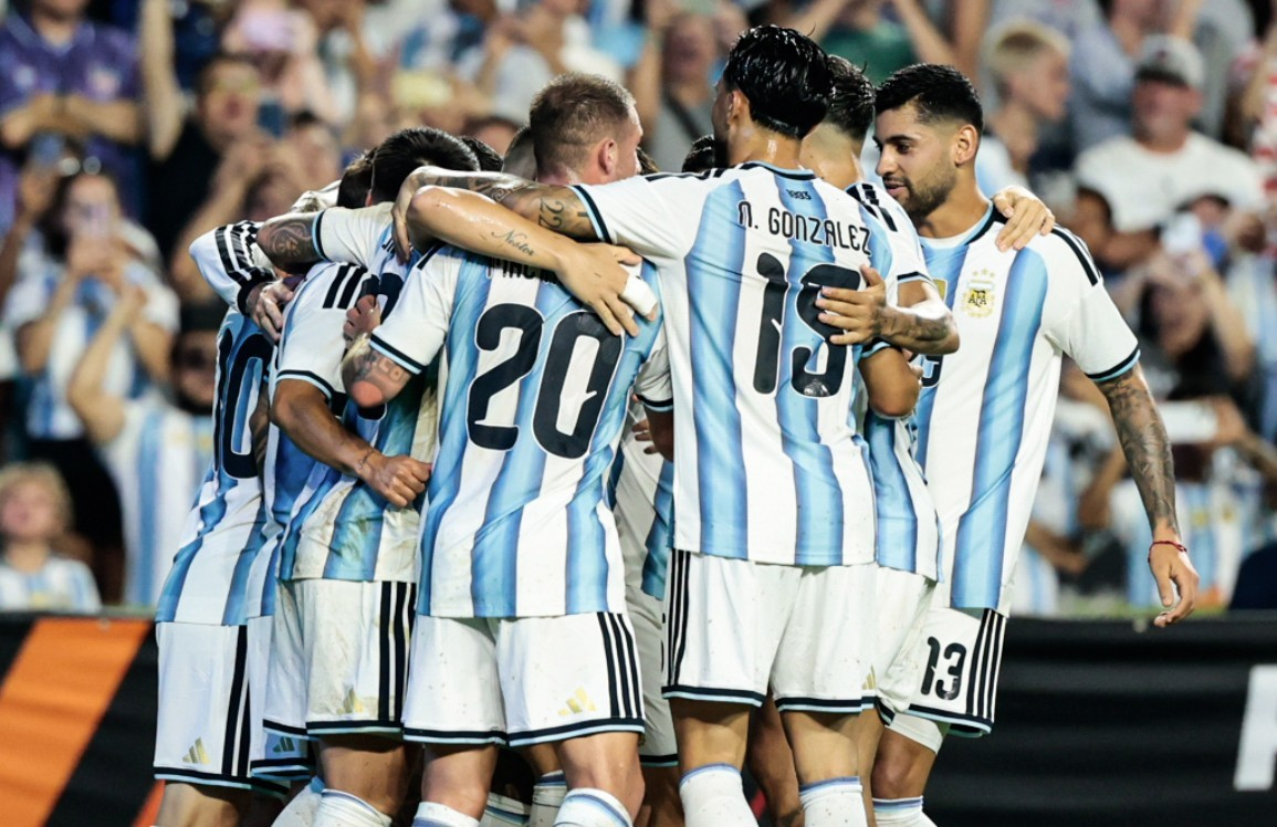 La Selección argentina inicia la defensa del título ante Argelia en Kansas