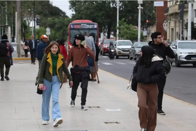 Martes con niebla matinal y tarde agradable: el pronóstico para este 16 de junio en Corrientes