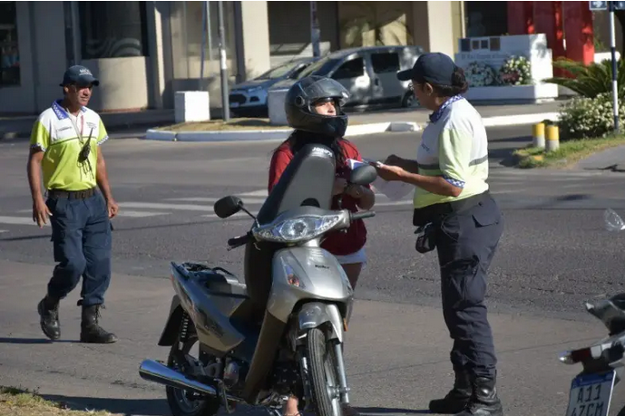 Controles en las calles de Corrientes este año: 1.447 test de alcoholemia, 58.663 multas por alta ve