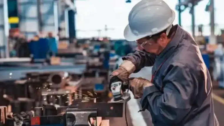 La industria anticipa otro retroceso en mayo: habría sido del 5%