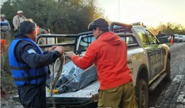 Hallan sin vida al peón rural que era intensamente buscado en un arroyo