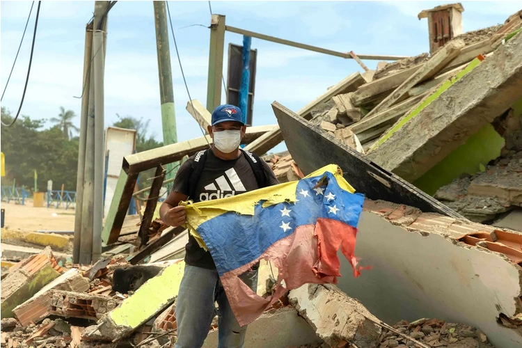 Venezuela: suben a 2.295 los muertos por el doble terremoto