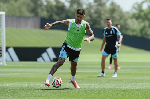 Los 11 de Lionel Scaloni para los 16avos de final ante Cabo Verde