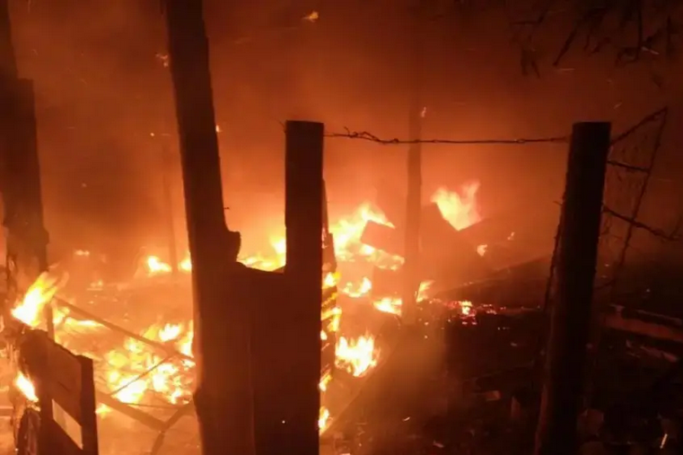Corrientes: Un hombre murió tras incendiarse su vivienda