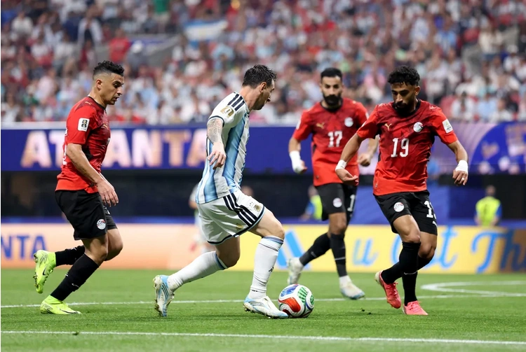 Argentina ganó un partidazo ante Egipto: 3-2 y espera por los cuartos de final