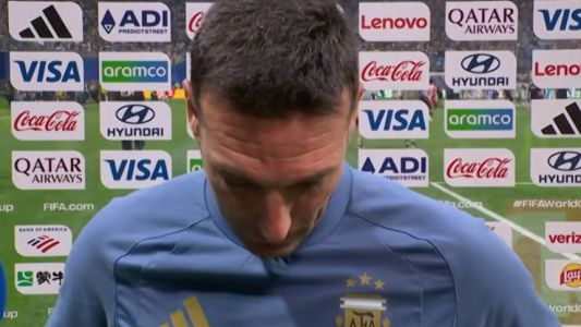 "Me tengo que ir, estoy muy emocionado": Scaloni no pudo contener la emoción tras la hazaña de la Se