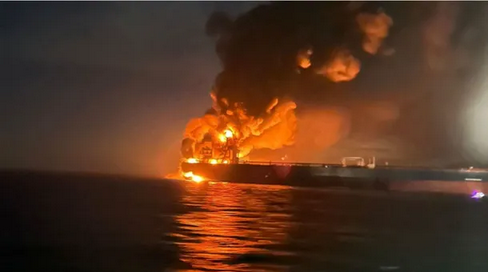Ucrania atacó 21 embarcaciones petroleras rusas de la "flota fantasma" en el mar de Azov