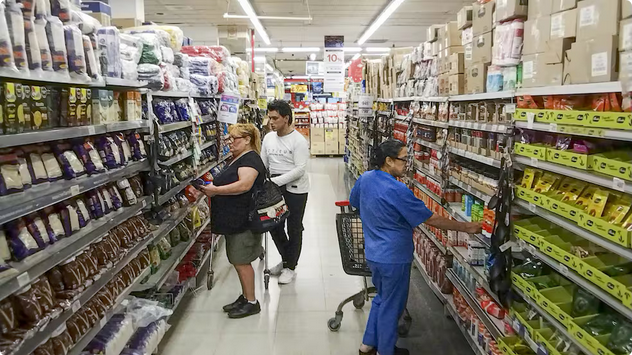 Inflación de Junio: el Gobierno espera que quiebre el 2% para recuperar la confianza de los inversor