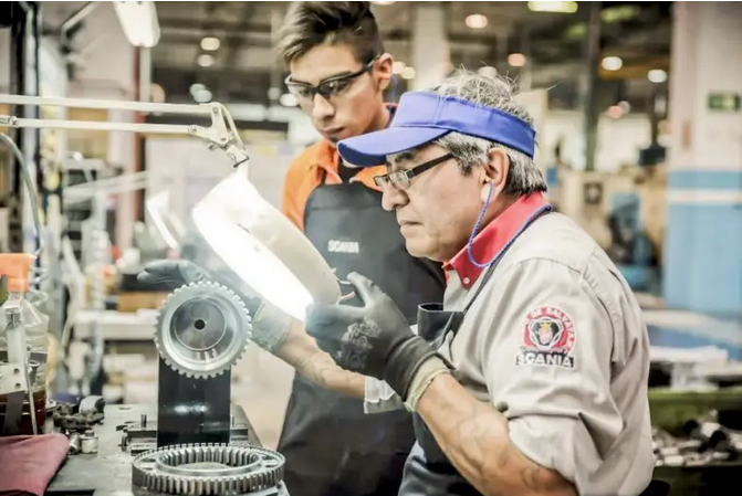 Alertan que la crisis de las pymes destruye el empleo industrial