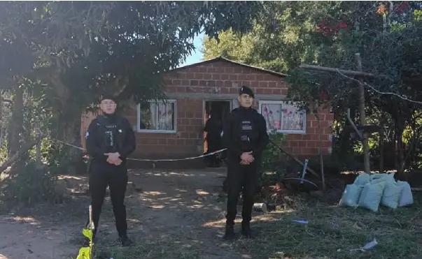 Encontraron a un nene muerto en su casa de Misiones: investigan si su madre lo mató